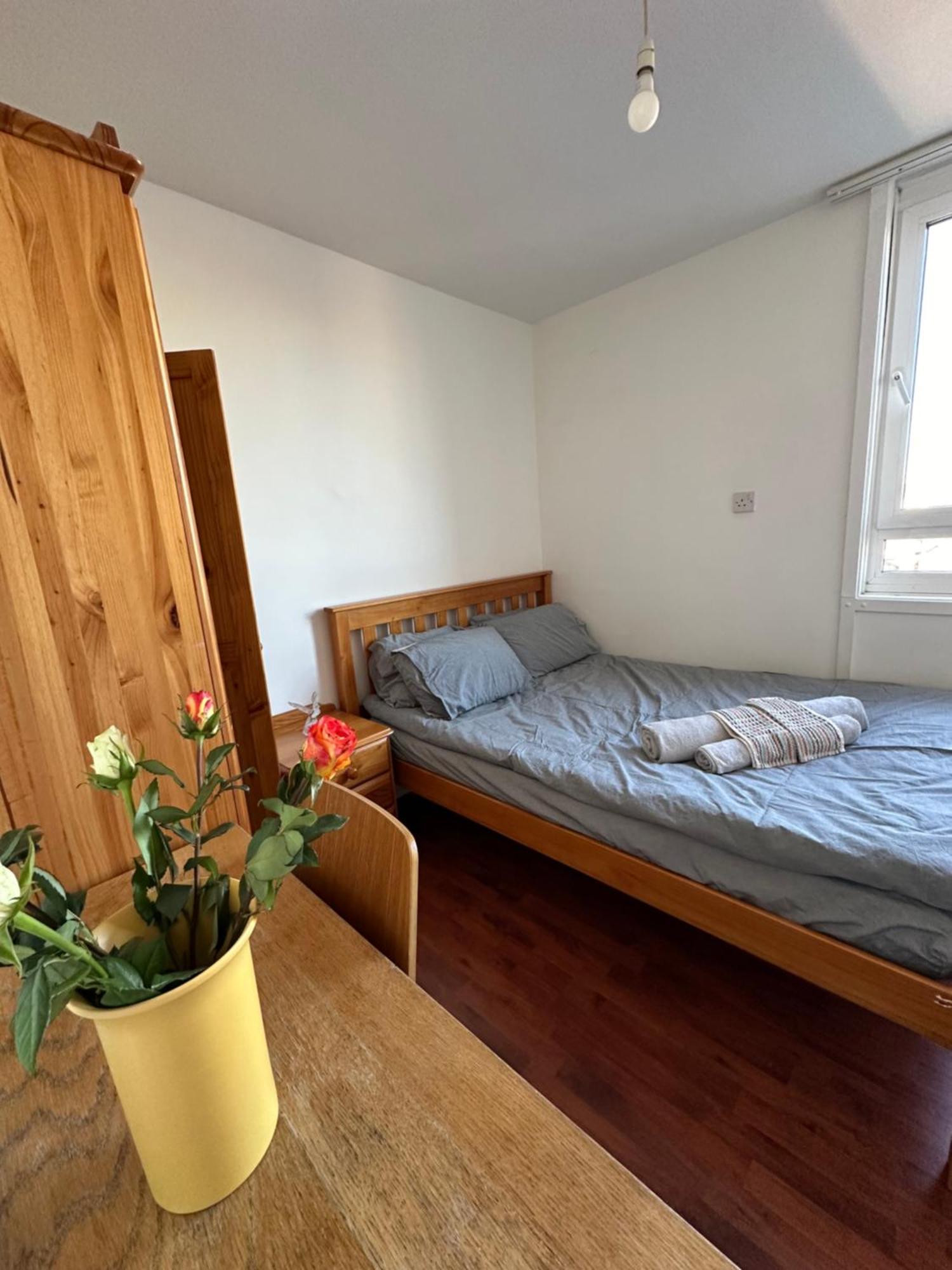 Bed and Breakfast Elkington Point Лондон Экстерьер фото